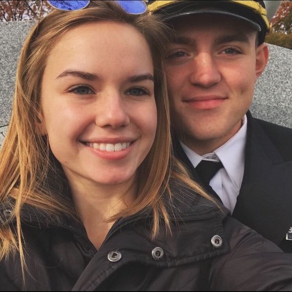 Meet your Posher, Samantha - Picture 1 of 1